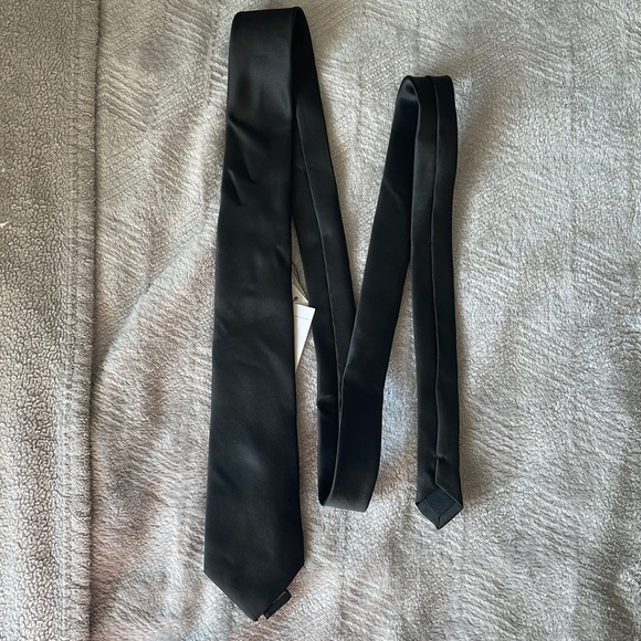 Satin Slim Tie - Picture 1 of 4